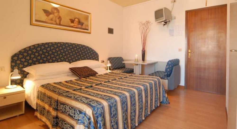 Hotel Amburgo Bibione Exterior photo