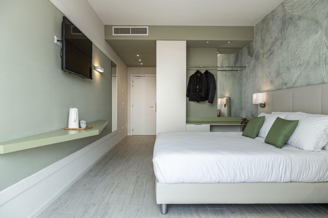 Hotel Amburgo Bibione Exterior photo